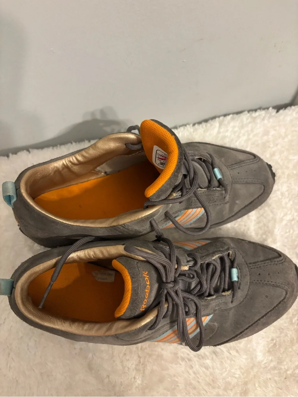 Reebok low profile